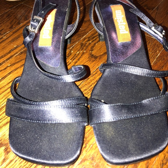 Satin Navy kitten heel - Picture 2 of 4